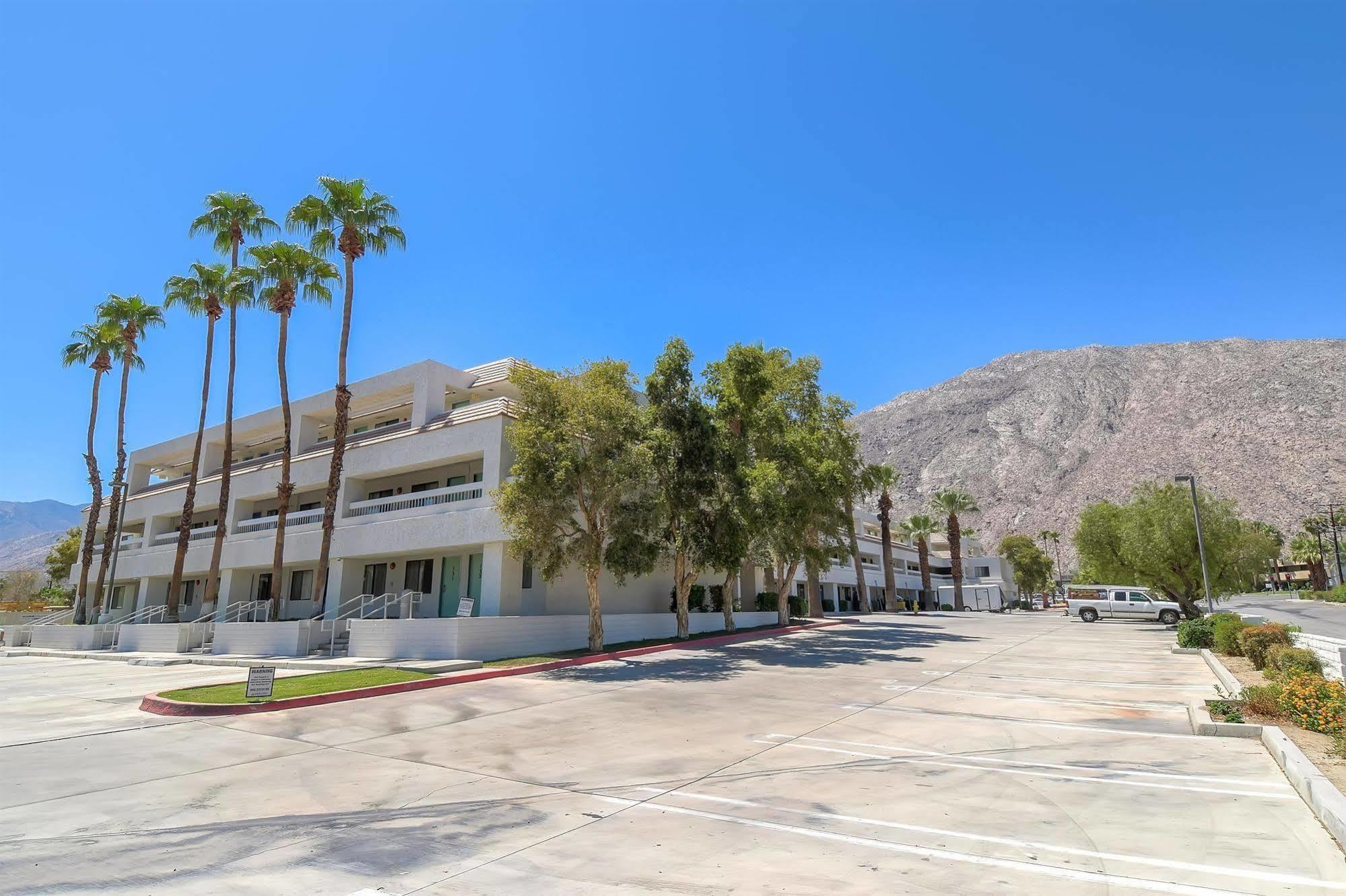 Motel 6-Palm Springs, Ca - Downtown Exterior foto